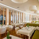 אתר נופש Tauern & Therme קפרון
