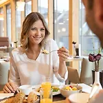 Tauern & Therme אתר נופש 4*