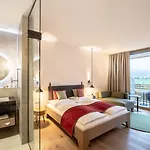 Tauern & Therme אתר נופש