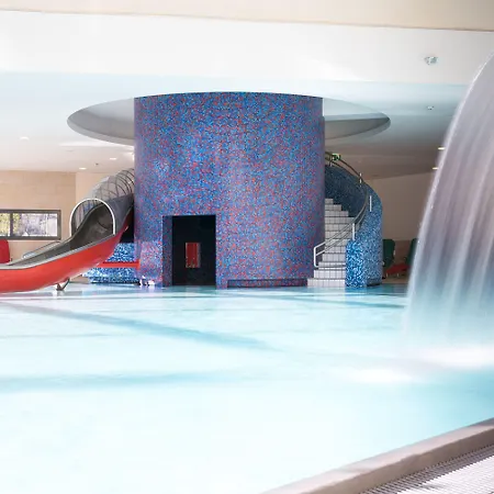 リゾート タウエルン スパ ＆ テルメ 4*