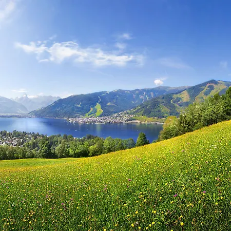 タウエルン スパ ＆ テルメ 4* カプルーン