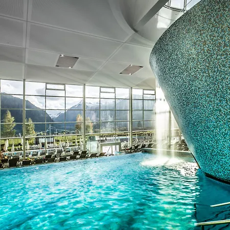 Üdülőközpont Tauern & Therme 4*