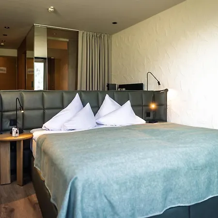 אתר נופש Tauern & Therme קפרון