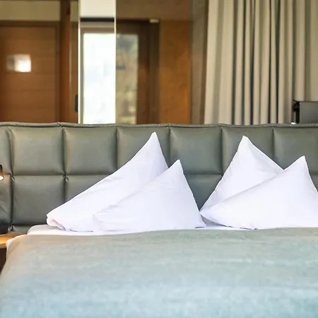 Tauern & Therme Rezort 4*